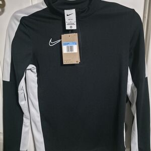 Nike YOUTH  Black/White 1/4 Zip Long Sleeve Mock Neck Athletic Mesh Top Size M